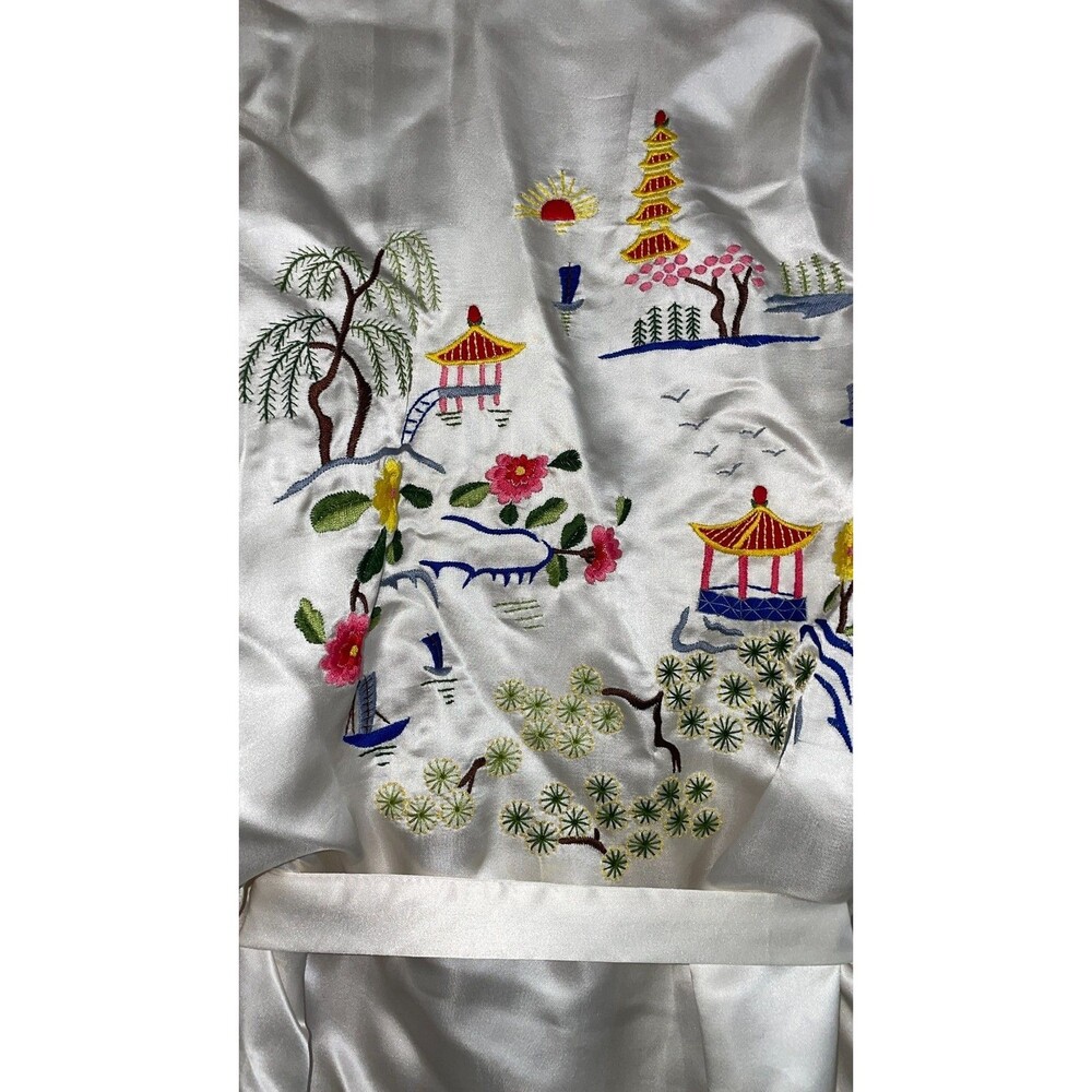 VTG Golden Dragon Kimono Floral Embroidery  Med  100% Silk Floral NWOTS
